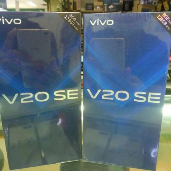 VIVO V20 se 8gb/128gb box pack limited stock - photo 1