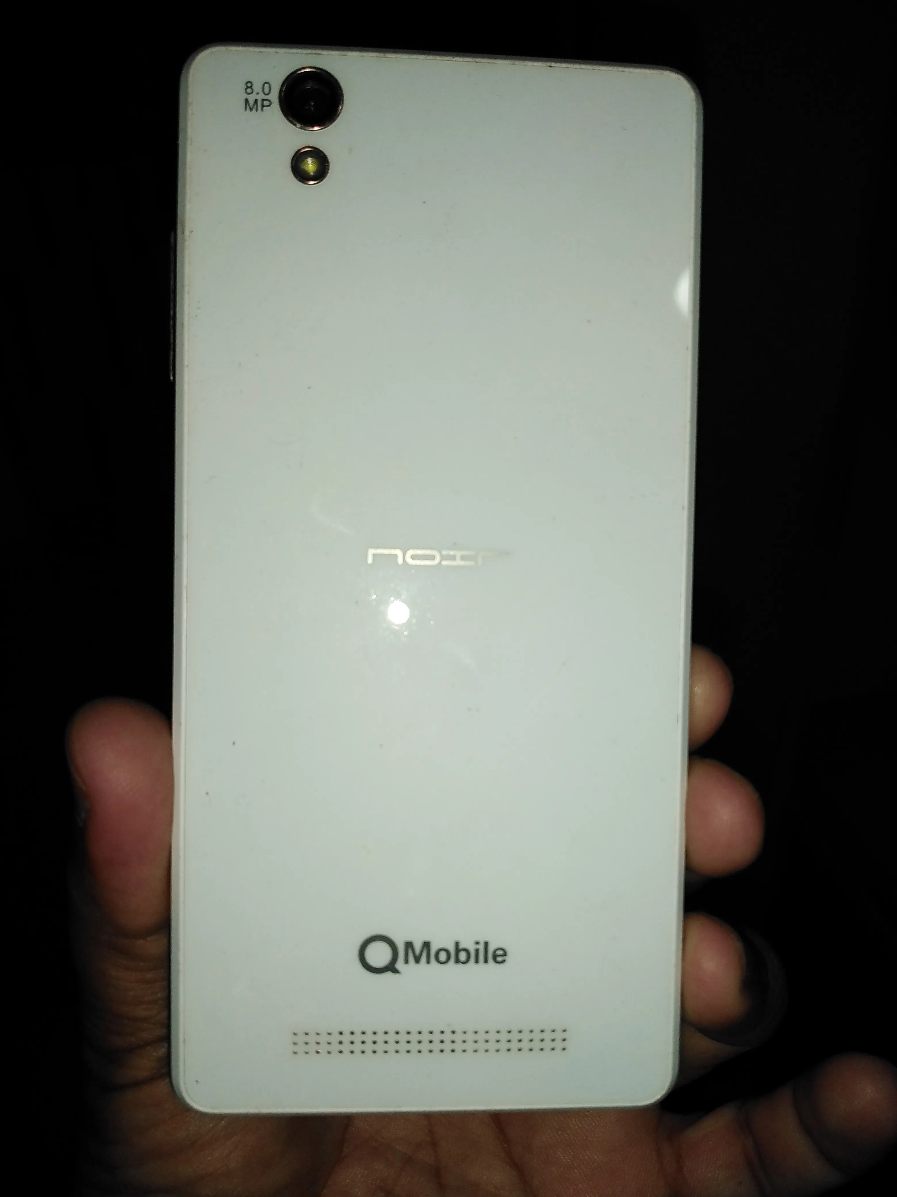 Q Mobile LT 700  (3GB Ram) - photo 2
