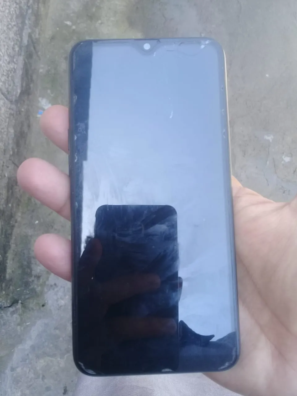 Realme 3i 4 64 front camera not working - photo 1