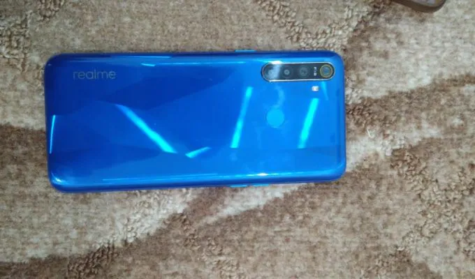 Realme 5 4/64 for sell - photo 2