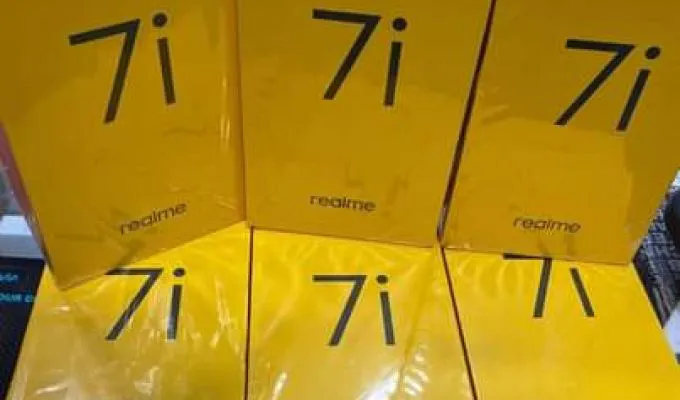 Realme 7i (8gb / 128gb) brand new box pack - photo 1