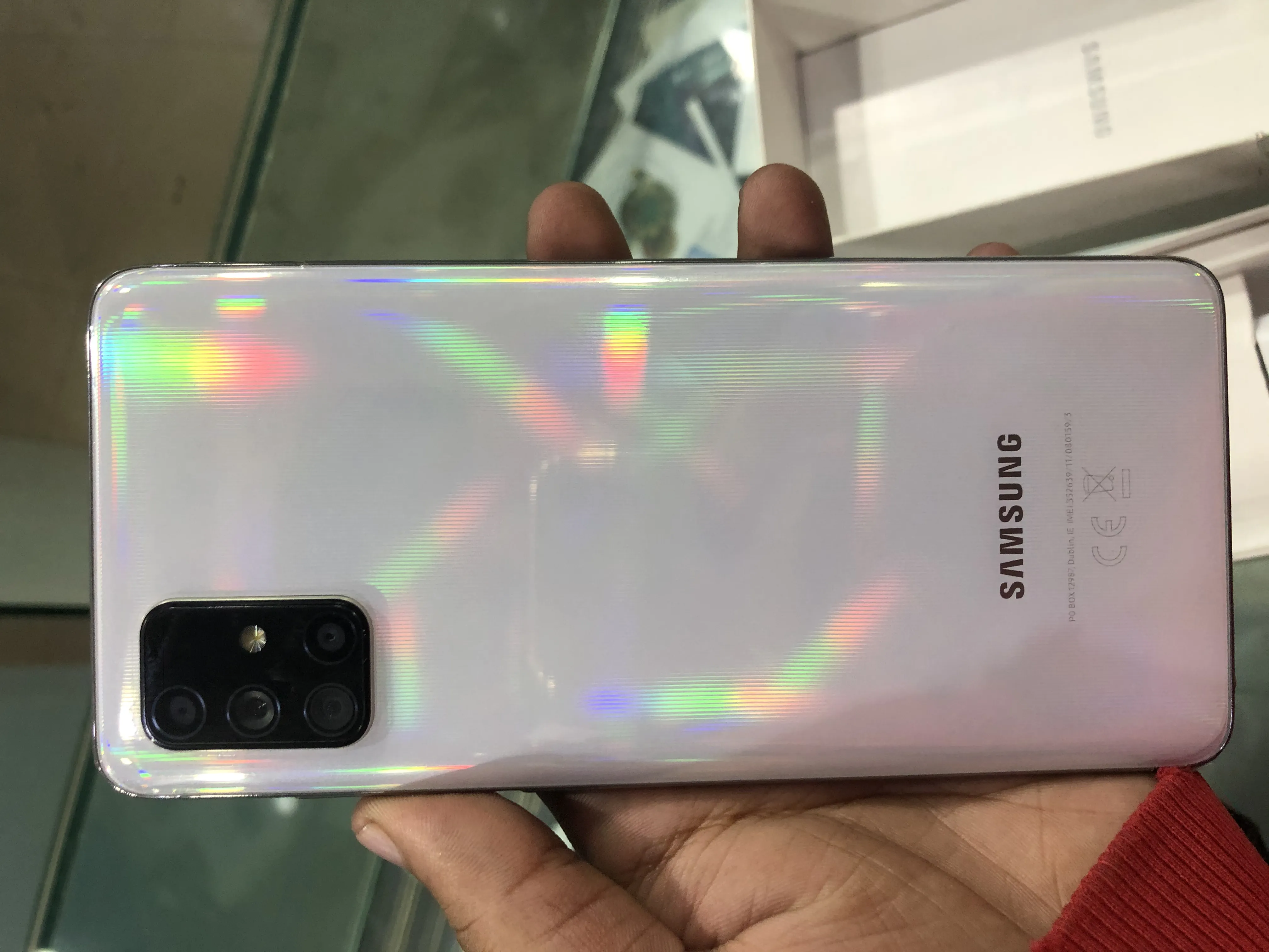 Samsung A71 (8-128)GB in 11months Warranty - photo 1
