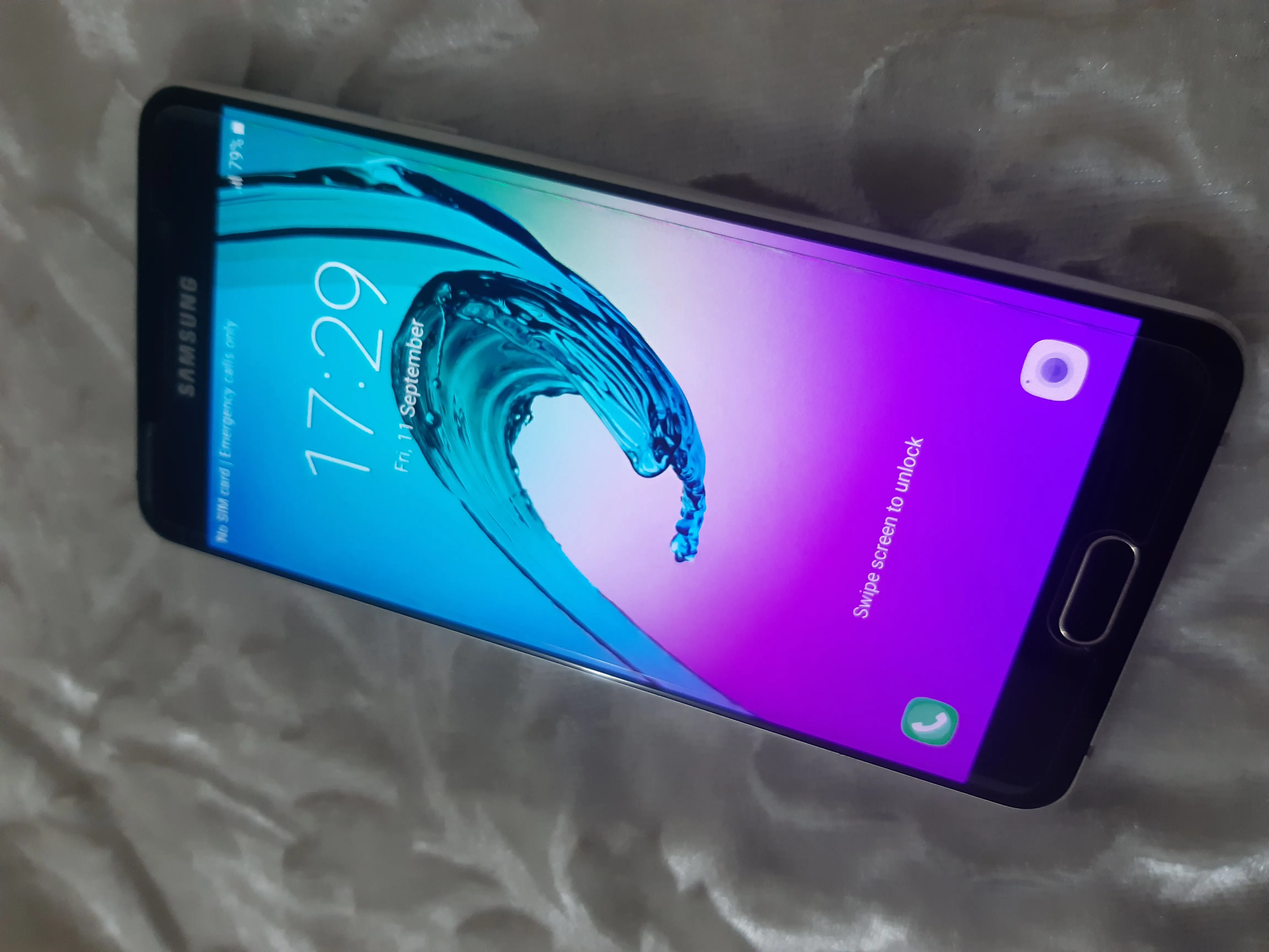 Samsung galaxy 3gb ram fingerprint phone - photo 1