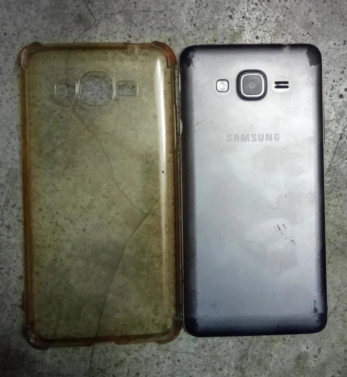 Samsung Galaxy Duo - photo 1