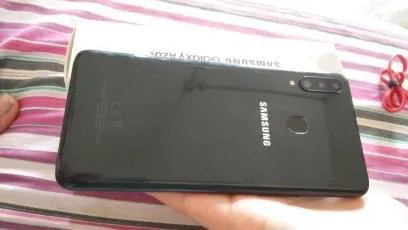 Samsung Galaxy a20s lush condition - photo 2