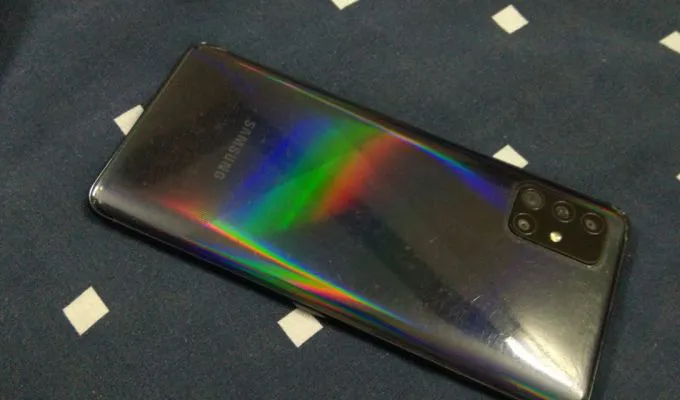 Samsung Galaxy A51 - photo 1