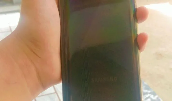 Samsung Galaxy A51 - photo 2