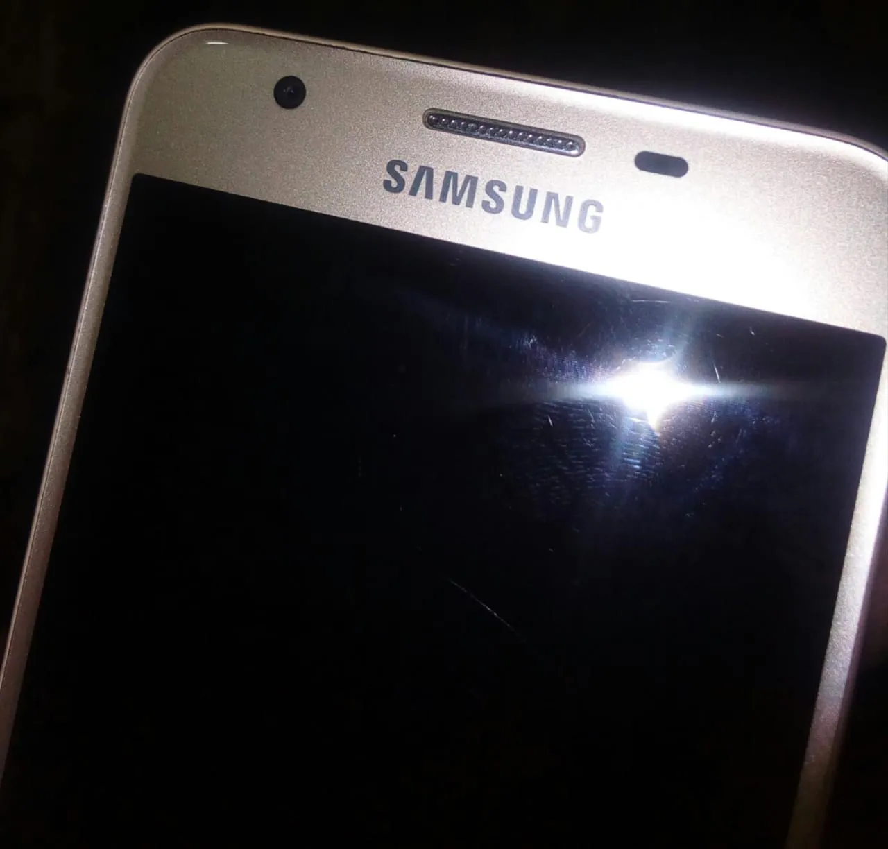 Samsung Galaxy J5 prime - photo 3