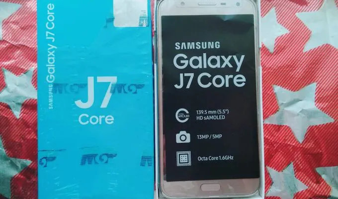 Samsung Galaxy J7 Core - photo 1