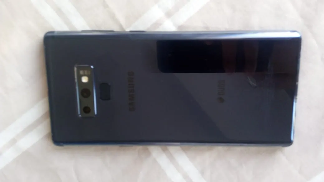 Samsung Galaxy Note 9 - photo 2