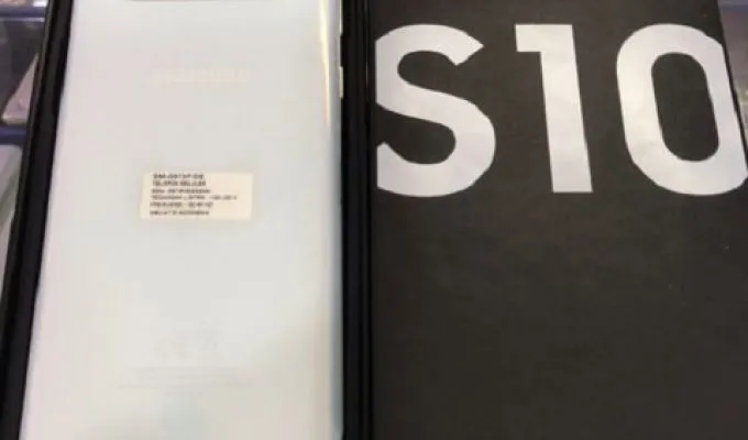 samsung galaxy S10 box pack brand new pta approved - photo 1