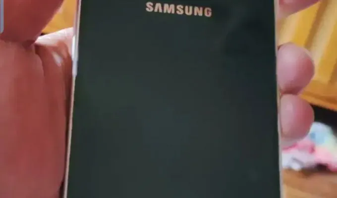 Samsung galaxy s6 - photo 1