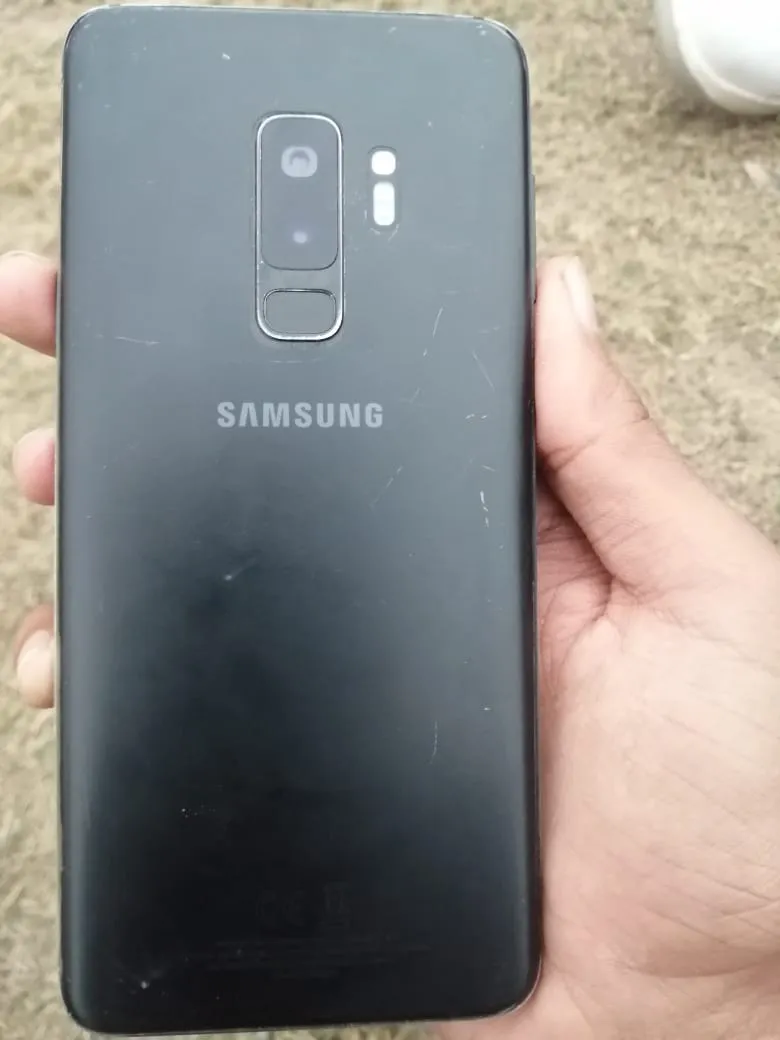 Samsung Galaxy S9 plus Condition(10/10) - photo 2