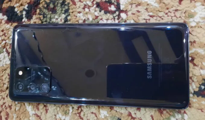 Samsung S10 Lite - photo 2