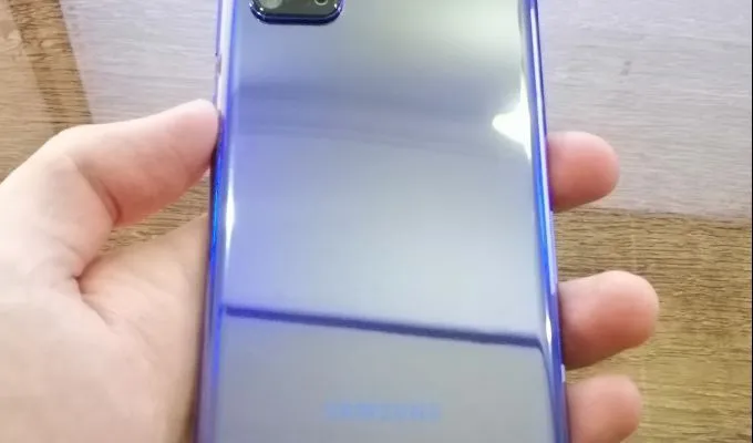 Samsung S20+ 5G Limited Edition Aurora Blue - 12 GB RAM - Non PTA - photo 2