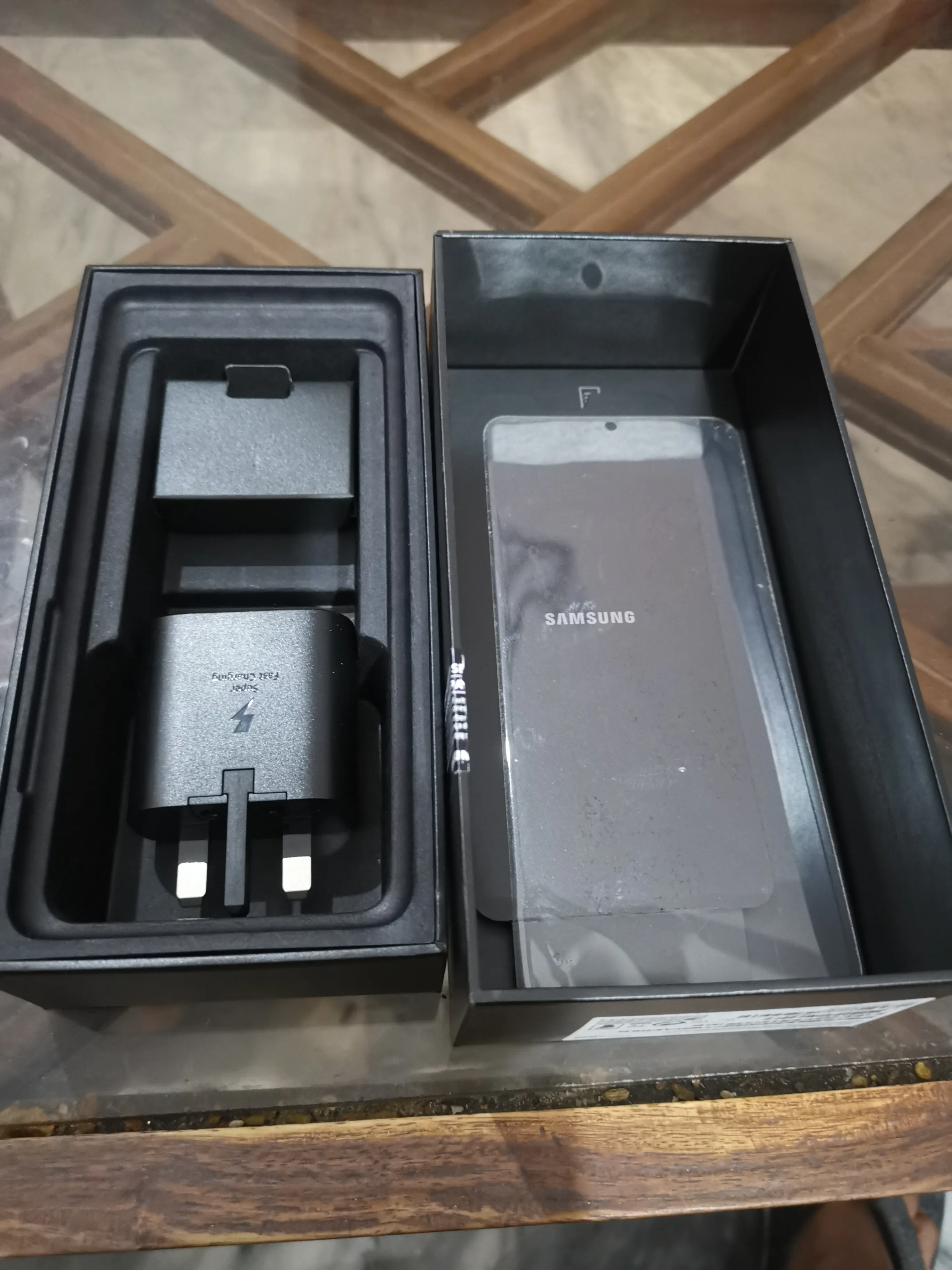 Samsung s20 plus 5G - photo 3
