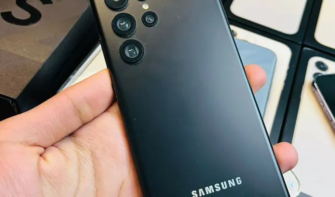 Samsung S22 Ultra - photo 2