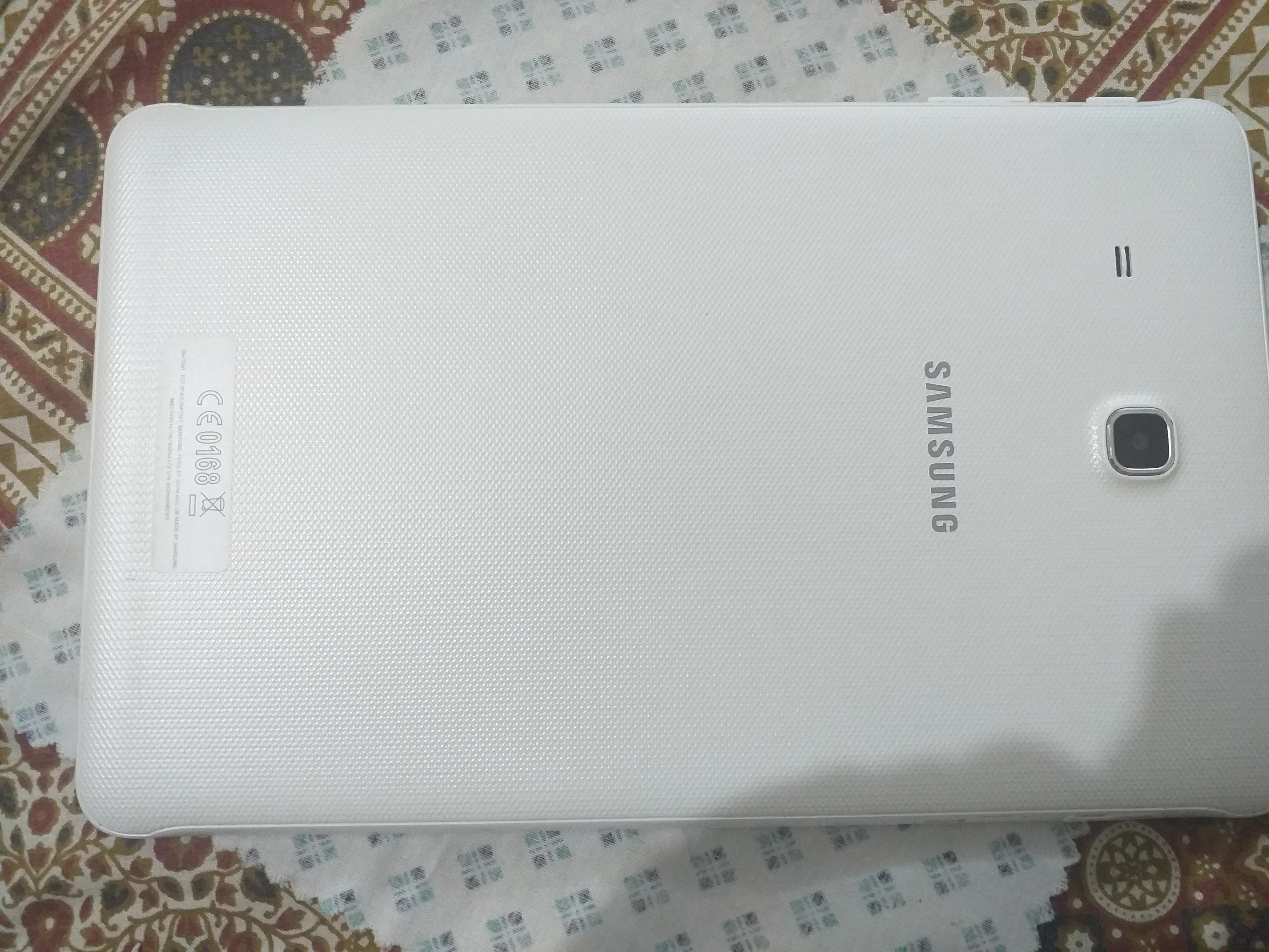 Samsung Tab E - photo 1
