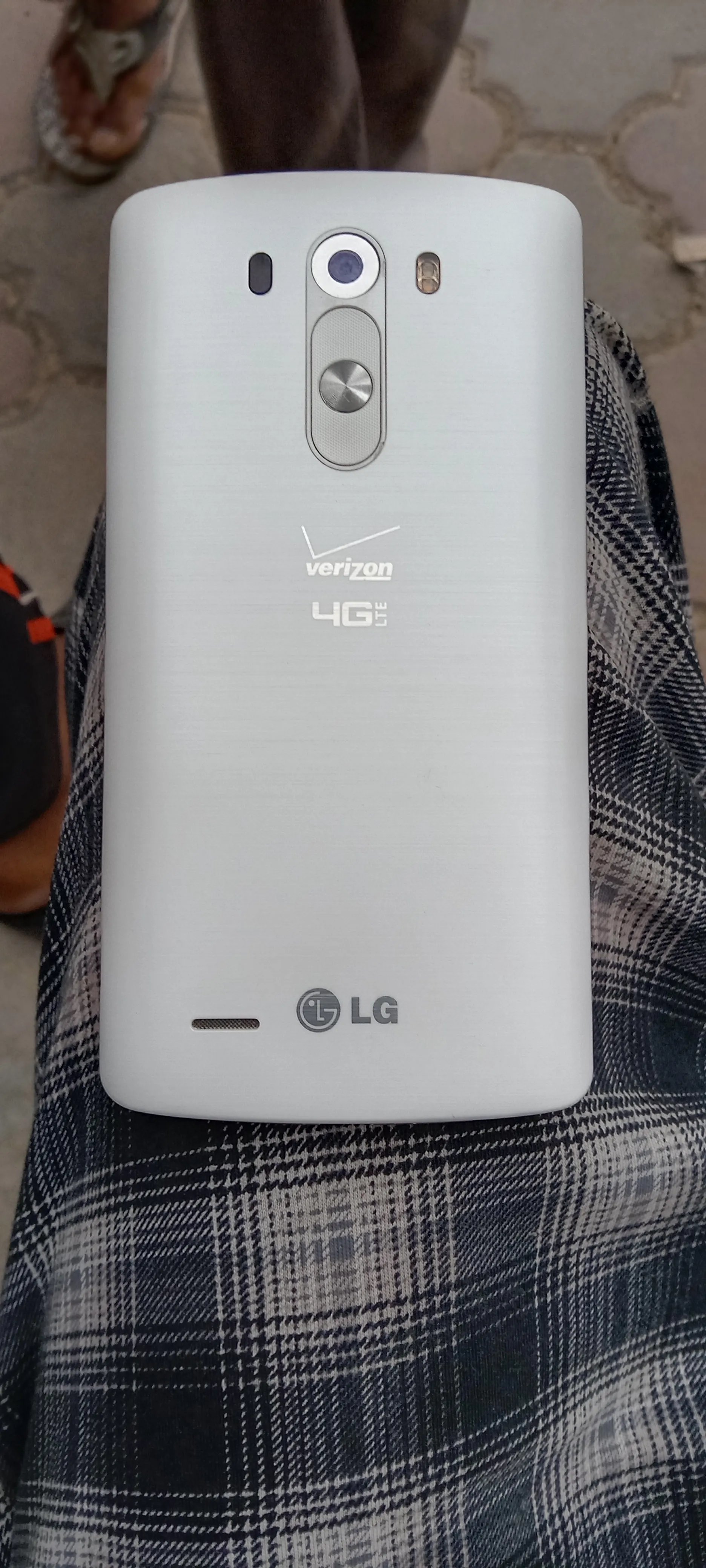 Sell LG mobile - photo 1