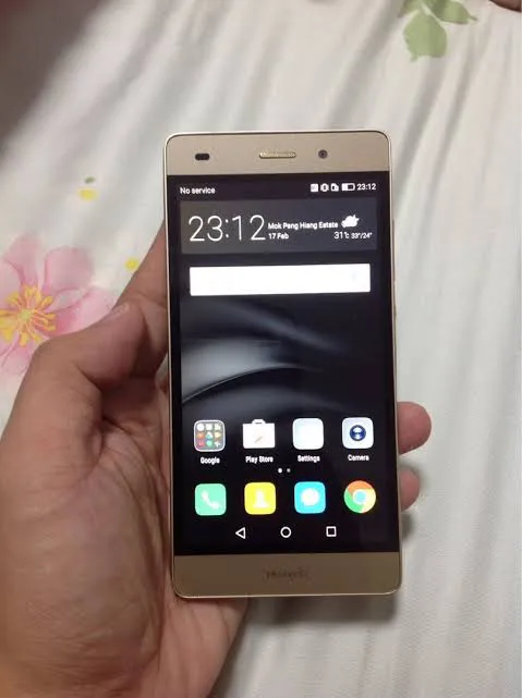 Selling my Huawei P8 Lite which I have used only for 6 months - photo 1