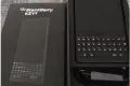 Blackberry KEY 2 box pack - Photos