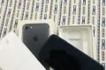 Iphone 7 with box - Photos