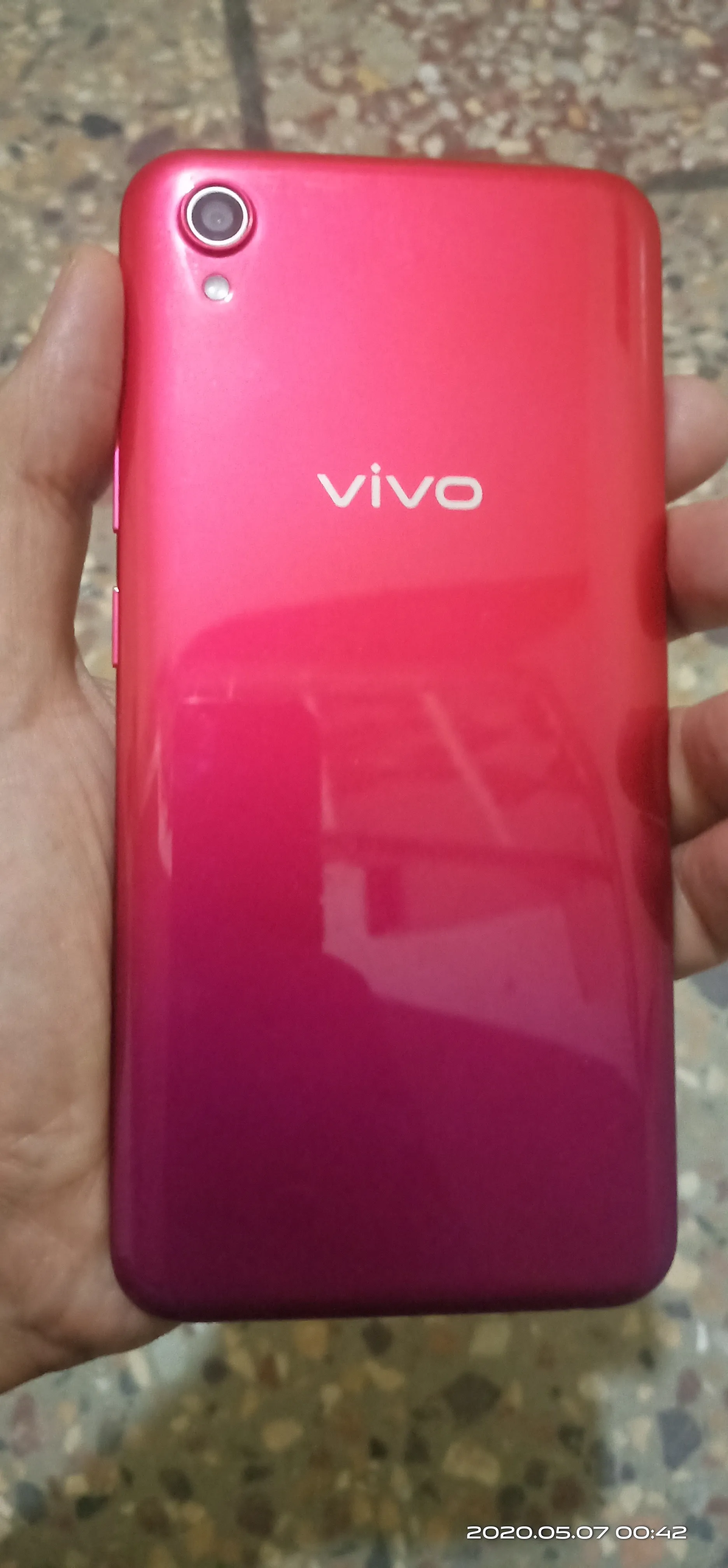 Vivo y91c dual sim 4g sunset red mint condition (read ad first plz) - photo 4