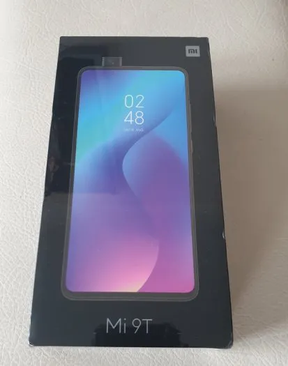 Xiaomi Mi 9t - photo 1