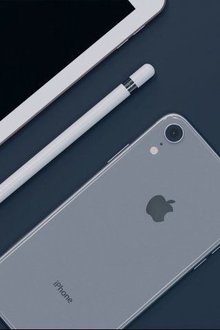 iPhone Xr with Apple Pencil