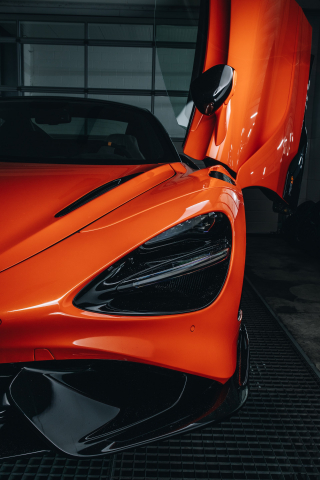 Mclaren 720s carbon fibers mobile wallpaper