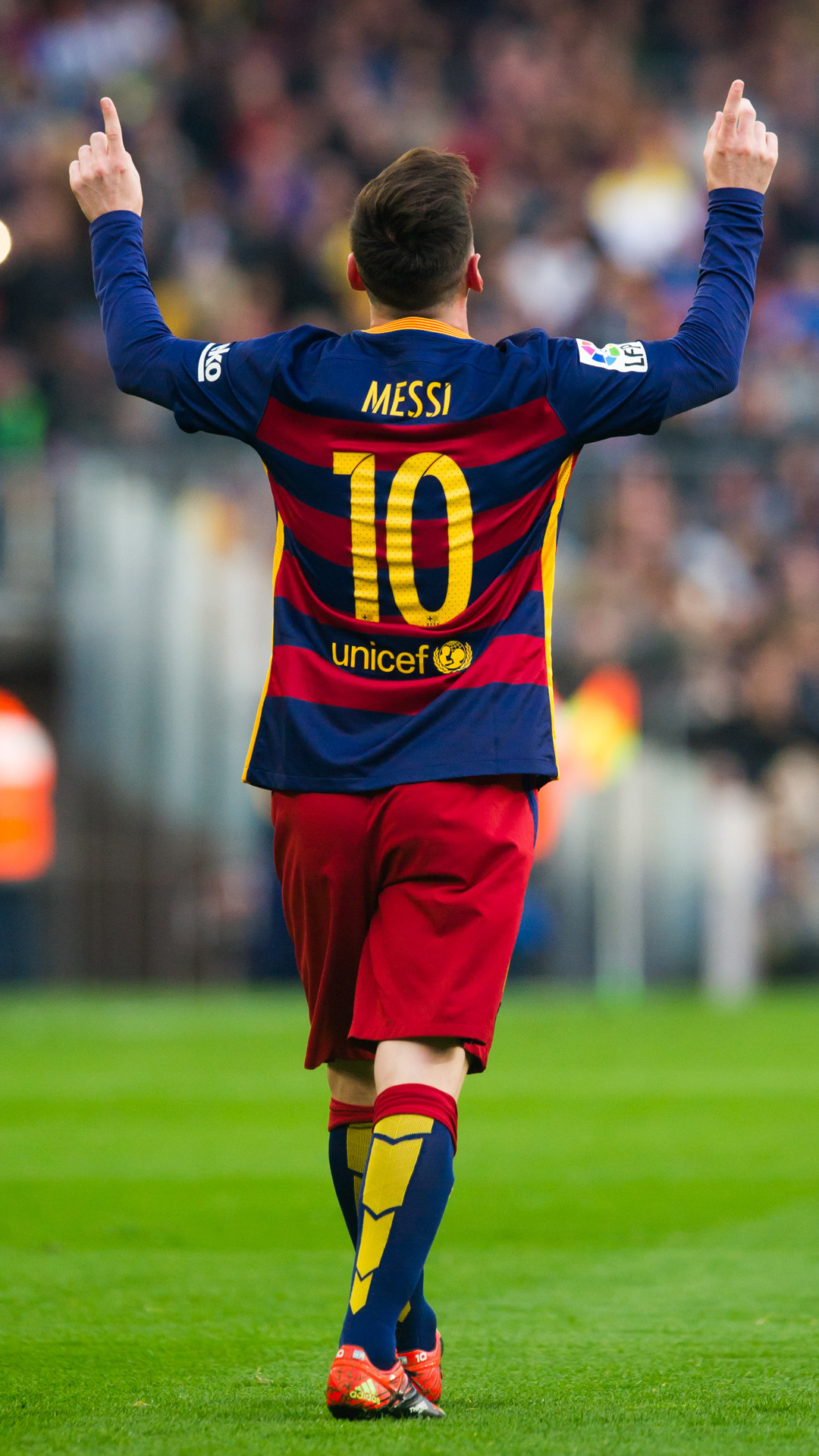 Lionel Messi Football Player 10 - Download Mobile Phone full HD wallpaper